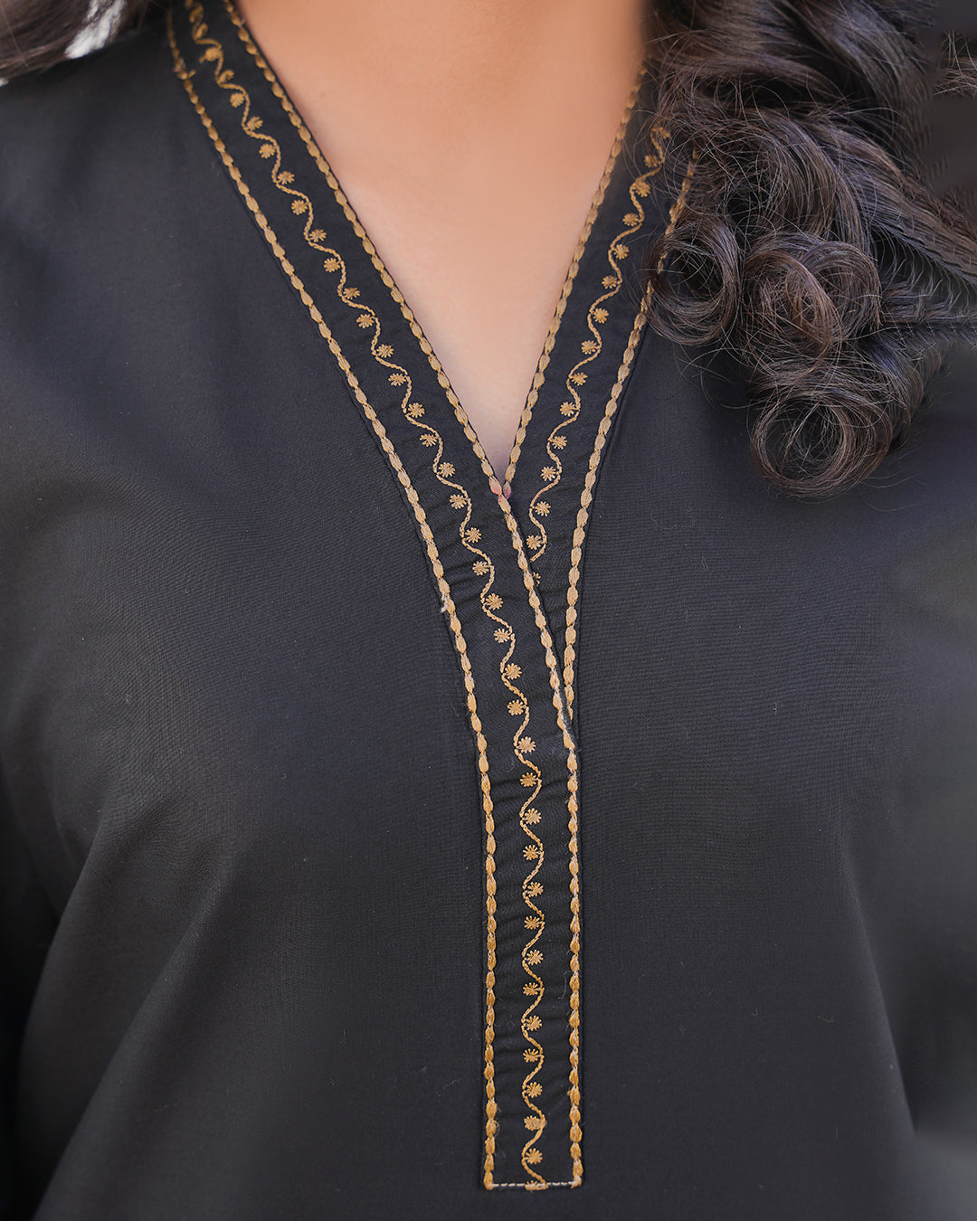 Black Orchid - Stitched 2 Piece